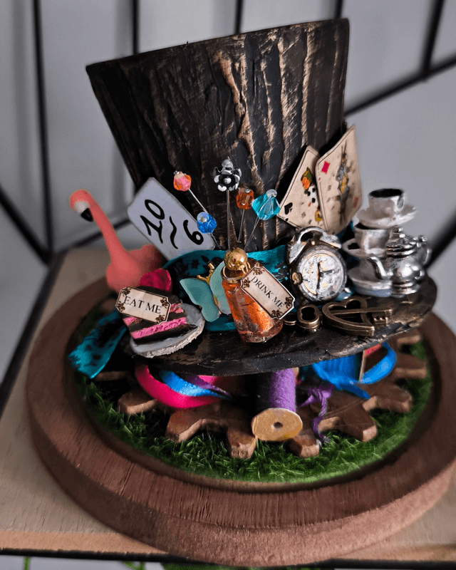 Wonderland - Chapeau fou