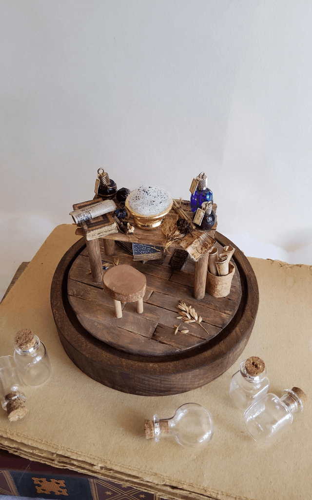 Table de Potions magiques -Luna